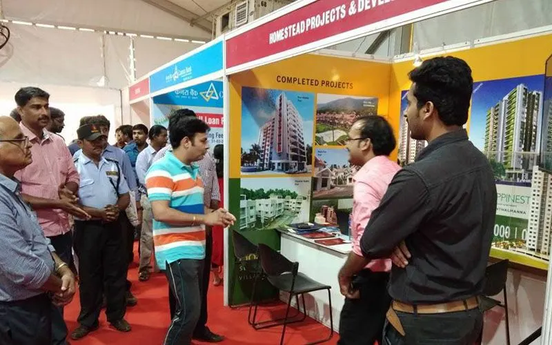 Malappuram District Collector Sri. Amit Meena IAS visits Homestead projects Stall